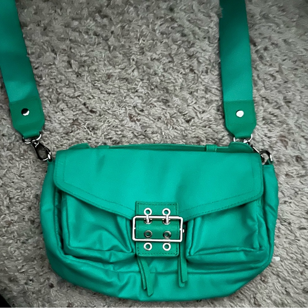 Madden NYC Green Shoulder Bag